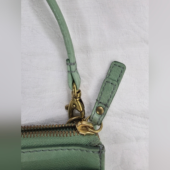 Fossil Mint Green Leather Crossbody Bag - Picture 4 of 9